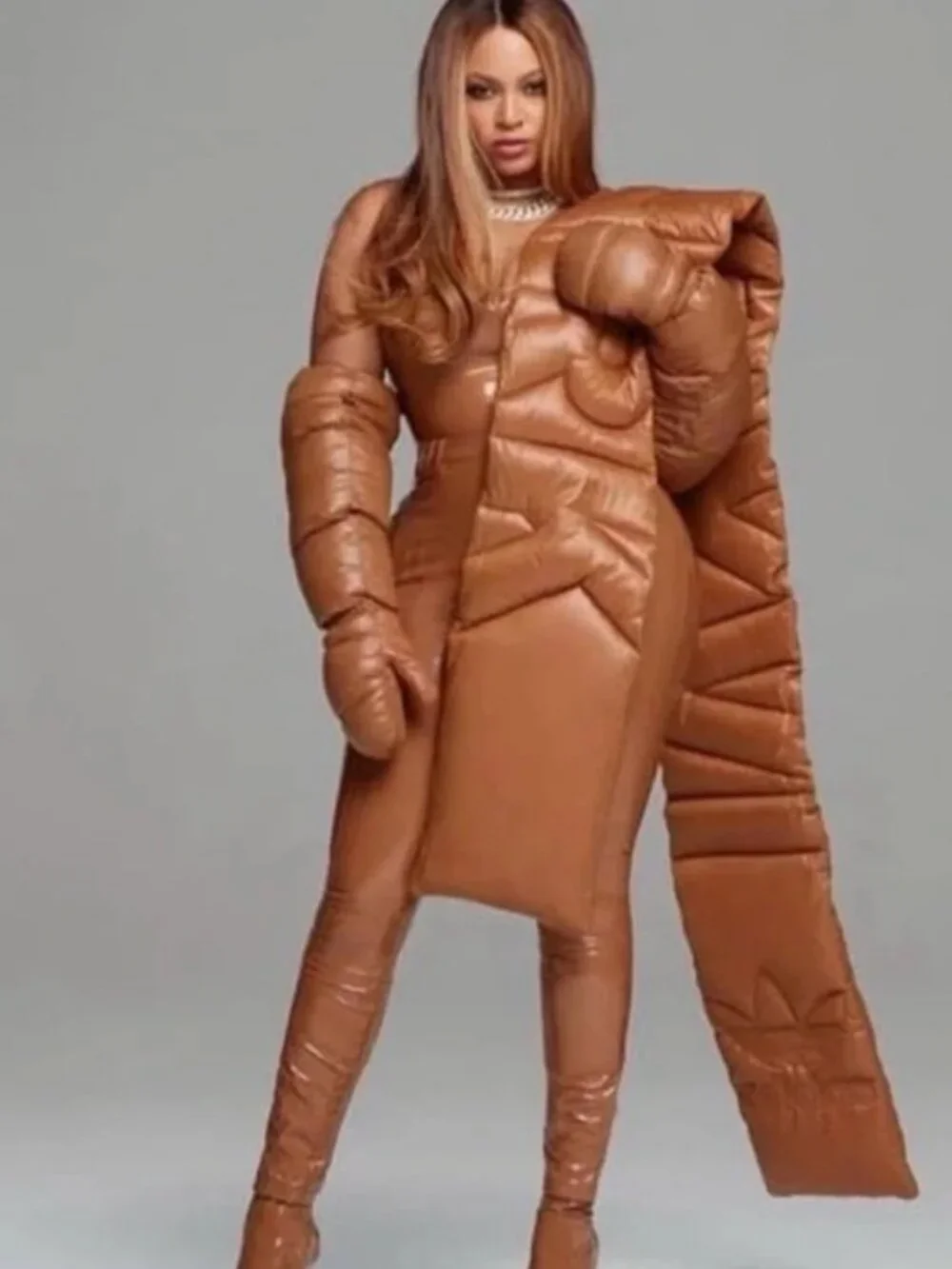 ADIDAS X IVY PARK ICY PARK PADDED SCARF, WILD BROWN, ONE SIZE